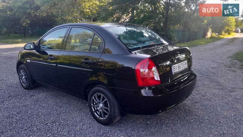 Седан Hyundai Accent 2008 в Миргороде