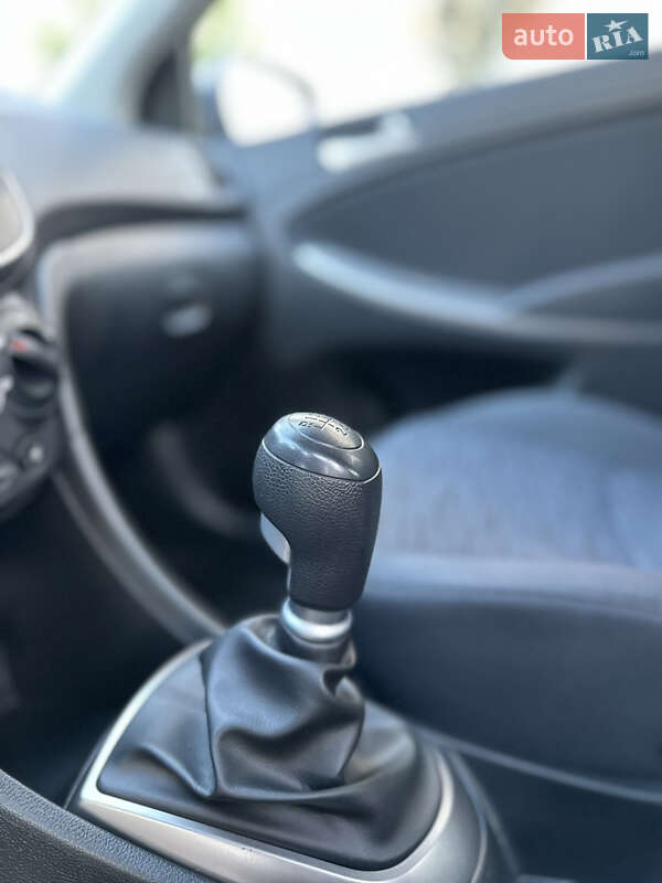 Седан Hyundai Accent 2016 в Одессе