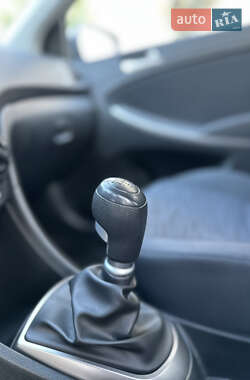 Седан Hyundai Accent 2016 в 