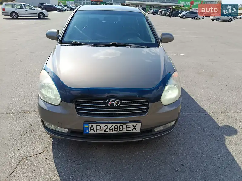 Hyundai Accent