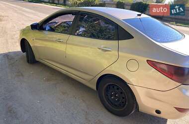 Седан Hyundai Accent 2012 в 