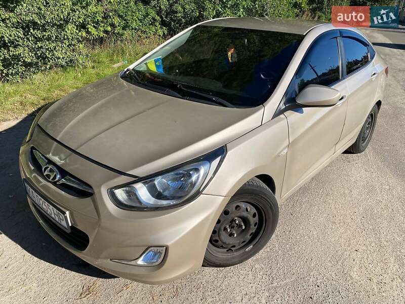 Седан Hyundai Accent 2012 в Києві