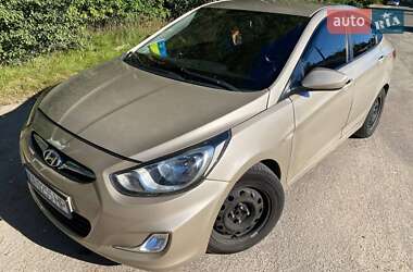 Седан Hyundai Accent 2012 в 