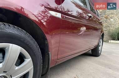 Седан Hyundai Accent 2010 в 