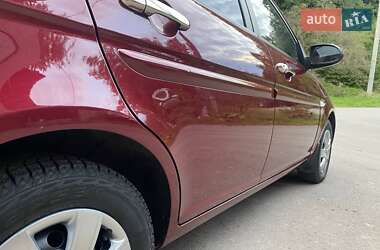 Седан Hyundai Accent 2010 в 