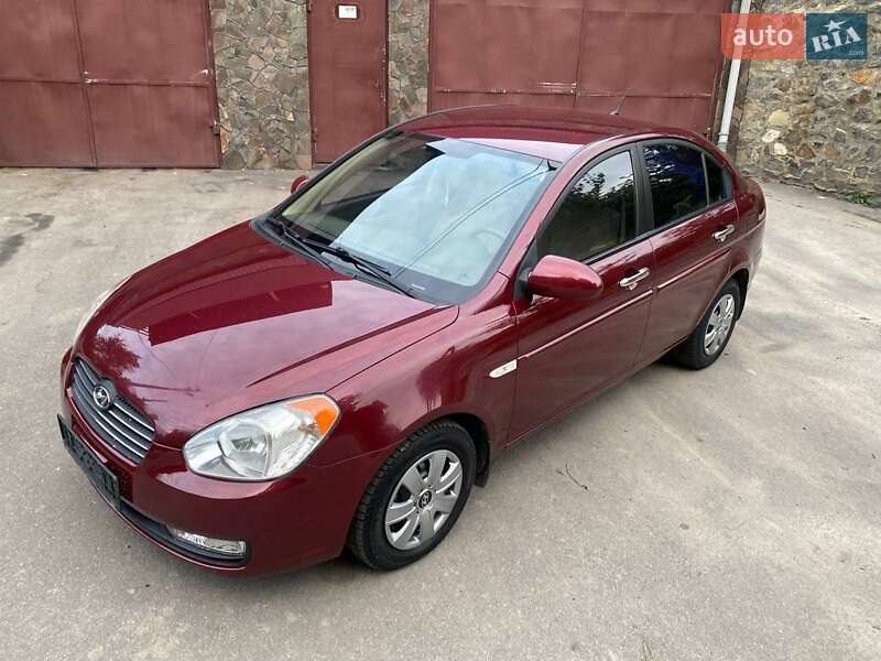 Седан Hyundai Accent 2010 в Виннице