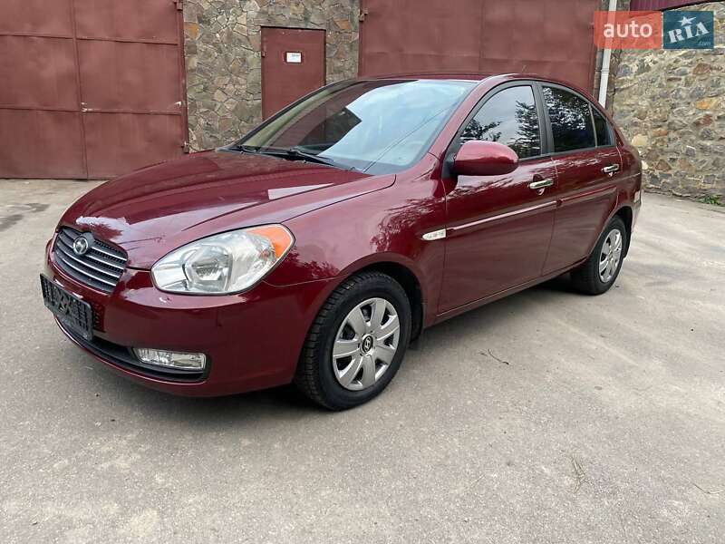 Седан Hyundai Accent 2010 в Виннице