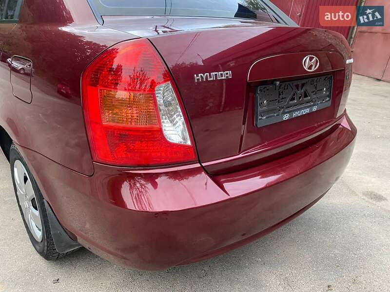 Седан Hyundai Accent 2010 в Виннице