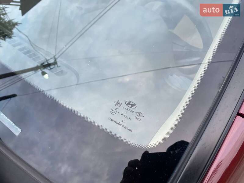 Седан Hyundai Accent 2010 в Виннице