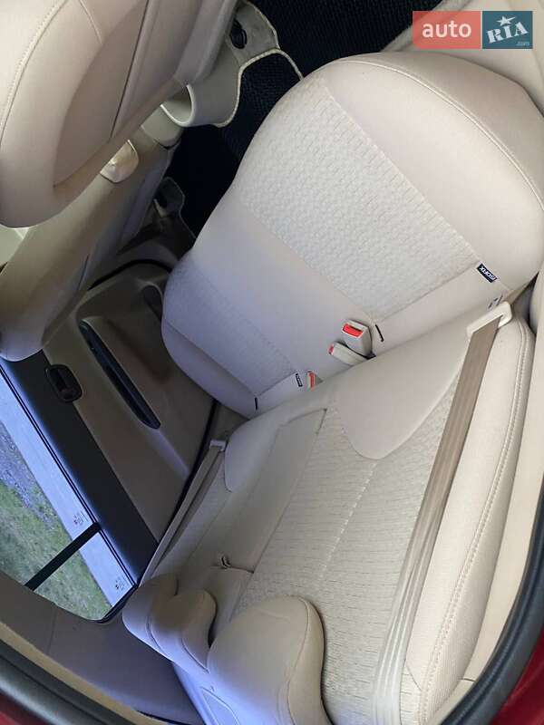 Седан Hyundai Accent 2010 в Виннице