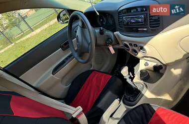 Седан Hyundai Accent 2008 в 