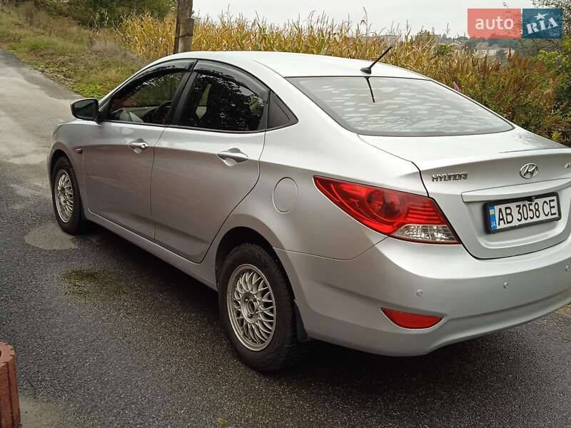 Седан Hyundai Accent 2011 в Вінниці фото 4 Седан Hyundai Accent 2011 в Вінниці