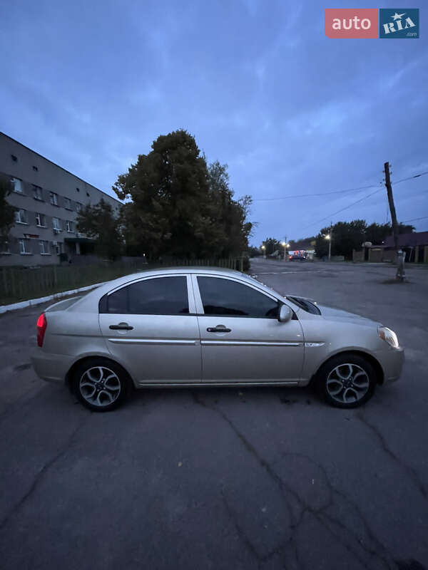 Седан Hyundai Accent 2008 в Попельне