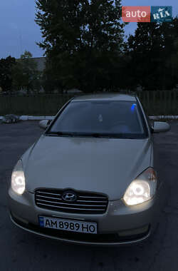 Седан Hyundai Accent 2008 в Попільні