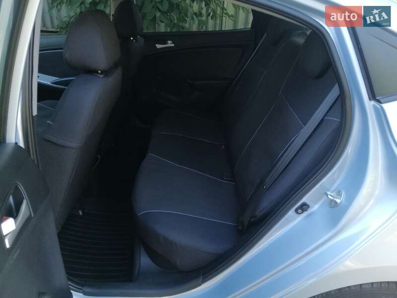 Седан Hyundai Accent 2012 в Запоріжжі