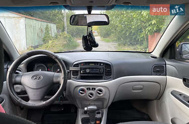 Седан Hyundai Accent 2008 в 