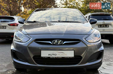 Седан Hyundai Accent 2011 в 