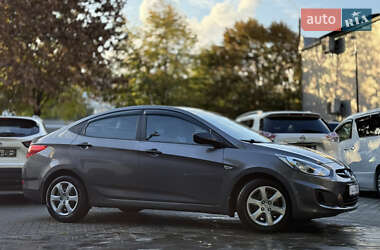 Седан Hyundai Accent 2011 в 