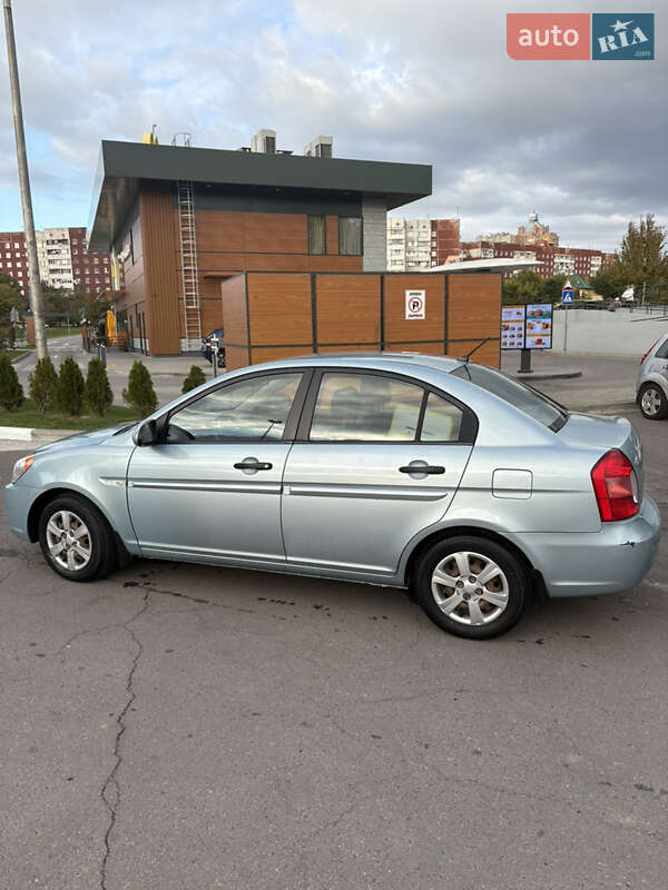 Седан Hyundai Accent 2008 в Львові