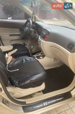Седан Hyundai Accent 2009 в 
