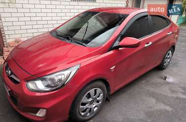 Седан Hyundai Accent 2012 в Тернополі