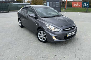 Седан Hyundai Accent 2013 в Виннице