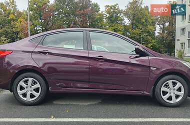 Седан Hyundai Accent 2011 в 