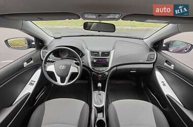Седан Hyundai Accent 2011 в 