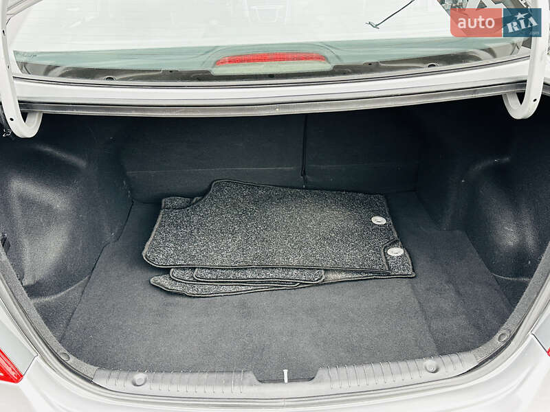 Седан Hyundai Accent 2016 в Харькове