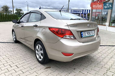 Седан Hyundai Accent 2013 в 