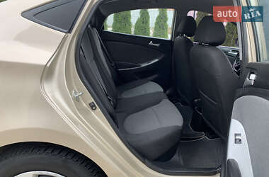 Седан Hyundai Accent 2013 в 