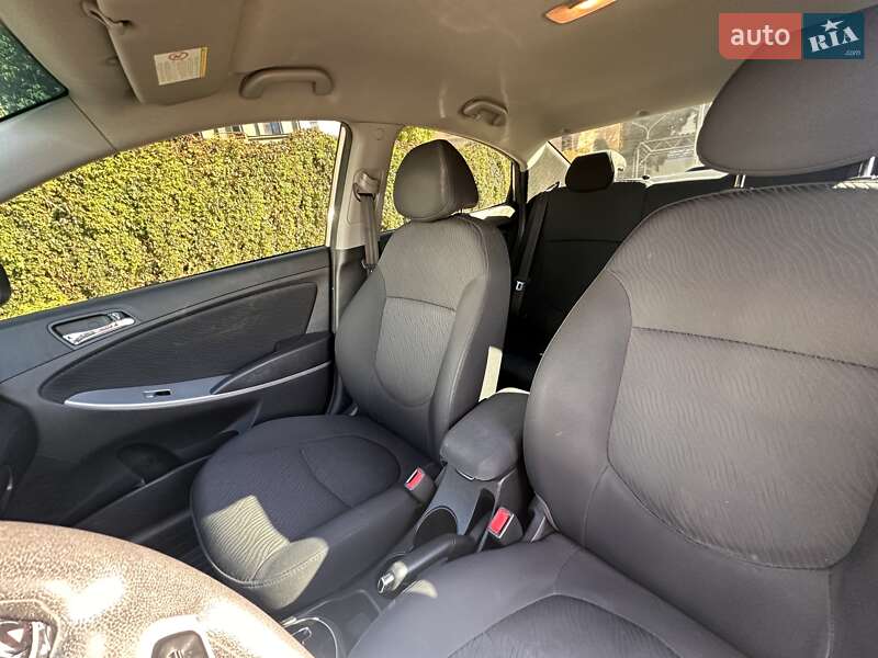 Седан Hyundai Accent 2012 в Киеве
