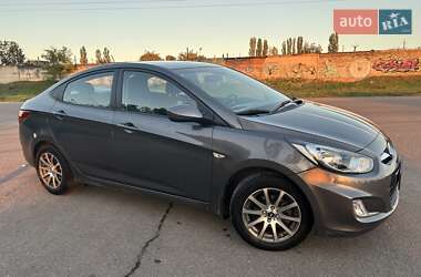 Седан Hyundai Accent 2013 в Южноукраїнську