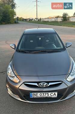 Седан Hyundai Accent 2013 в 