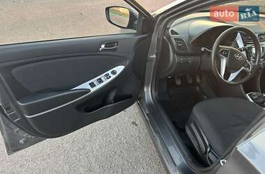 Седан Hyundai Accent 2013 в 