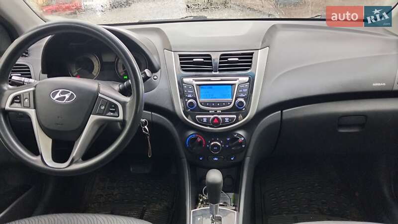 Седан Hyundai Accent 2012 в Одессе фото 3 Седан Hyundai Accent 2012 в Одессе