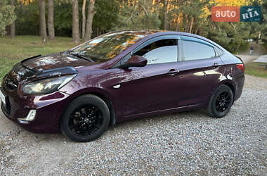 Седан Hyundai Accent 2012 в 