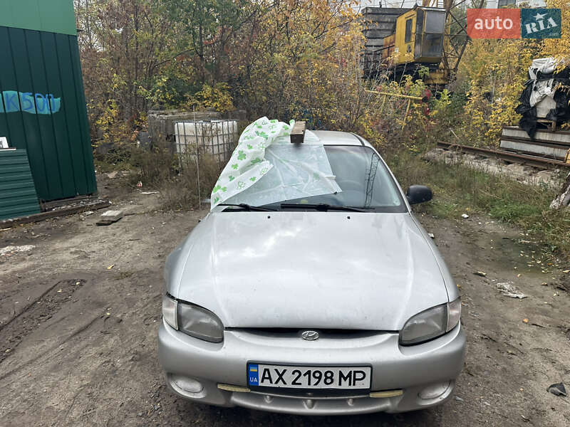 Седан Hyundai Accent 1998 в Харькове
