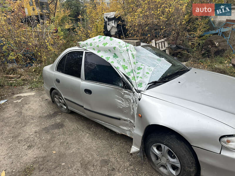 Седан Hyundai Accent 1998 в Харькове