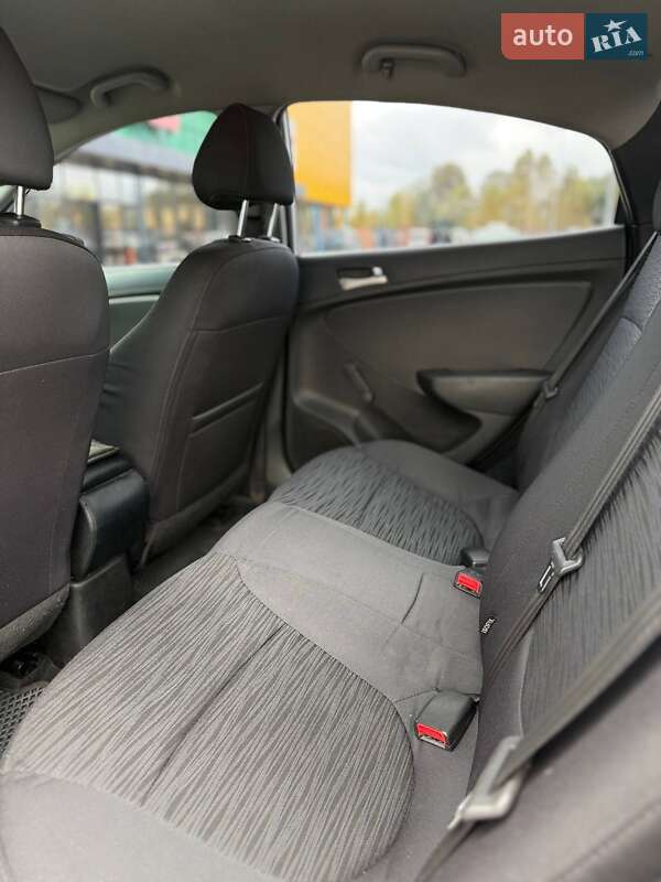 Седан Hyundai Accent 2016 в Киеве