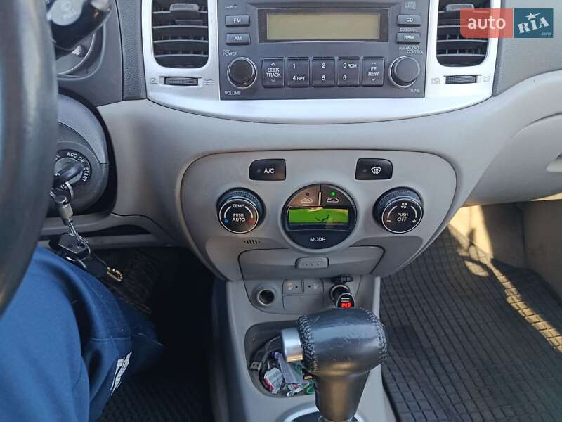 Седан Hyundai Accent 2008 в Запорожье