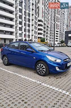 Седан Hyundai Accent 2012 в 