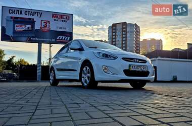 Седан Hyundai Accent 2013 в 