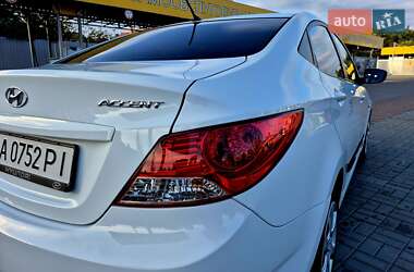 Седан Hyundai Accent 2013 в 