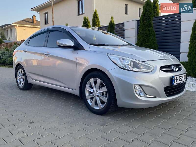 Седан Hyundai Accent 2016 в Одессе