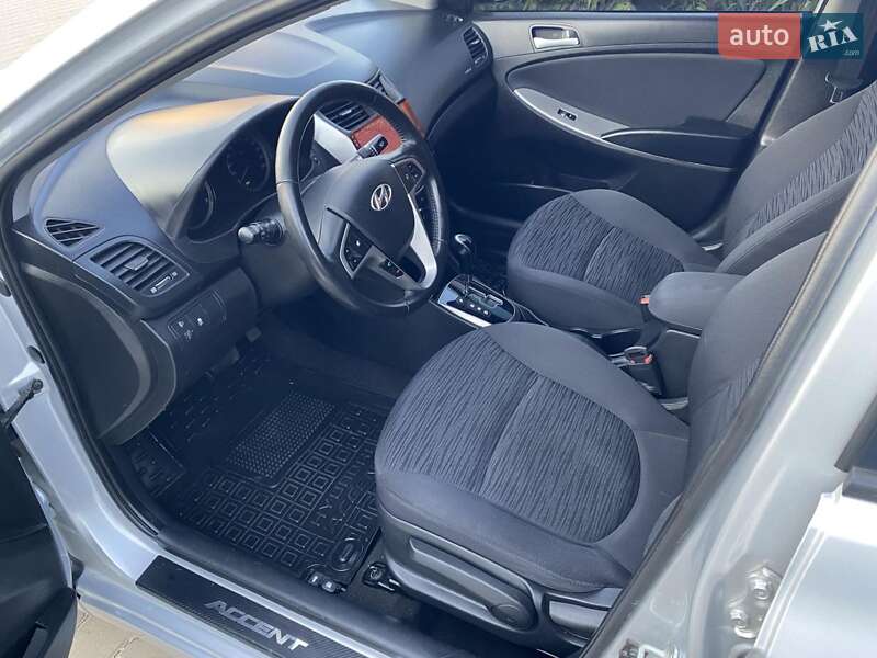 Седан Hyundai Accent 2016 в Одессе