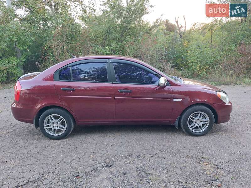 Седан Hyundai Accent 2008 в Кицмани фото 28 Седан Hyundai Accent 2008 в Кицмани