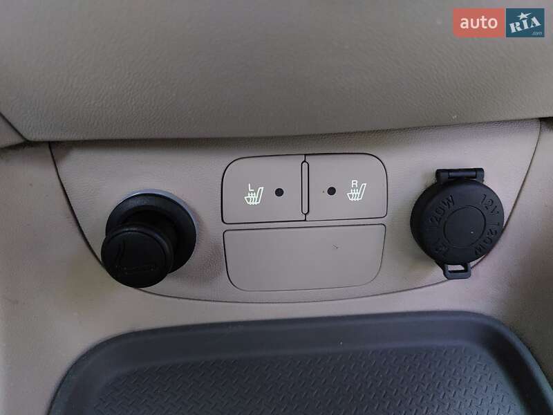 Седан Hyundai Accent 2008 в Кицмани фото 60 Седан Hyundai Accent 2008 в Кицмани