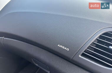 Хэтчбек Hyundai Accent 2012 в 