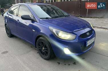 Седан Hyundai Accent 2011 в 